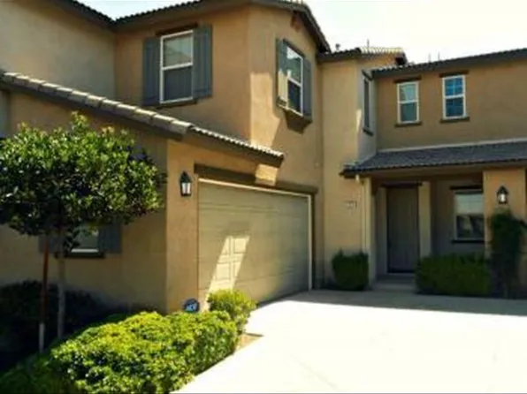 3379 Night Bloom Ln, Perris, CA 92571