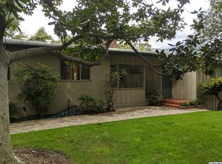 427 Mesa Lila Rd, Glendale, CA 91208