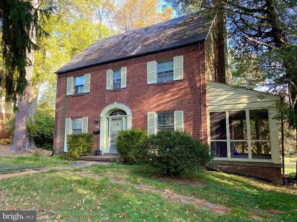 1201 Noyes Dr, Silver Spring, MD 20910