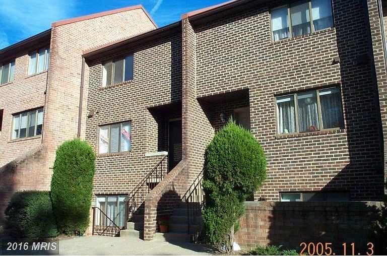 Upper Level Townhome