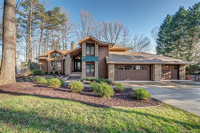 1st image of 16208 Leeward Ln