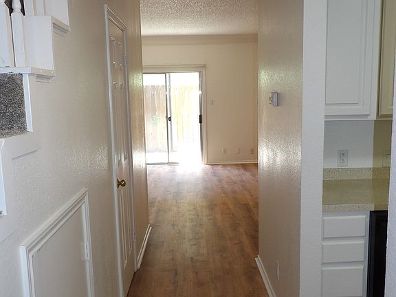 3rd image of 4339 Buena Vista St APT 5