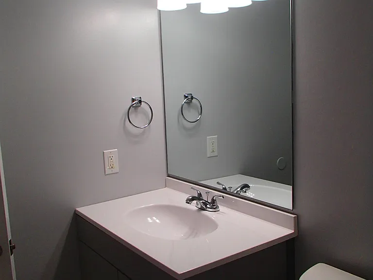 925 Bradford Cir — Photo 22