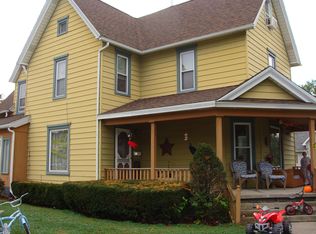 113 E Iroquois St, Kentland, IN