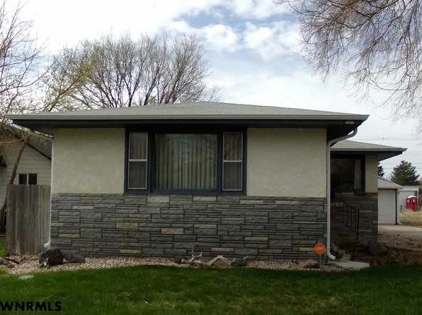 755 N St, Gering, NE 69341