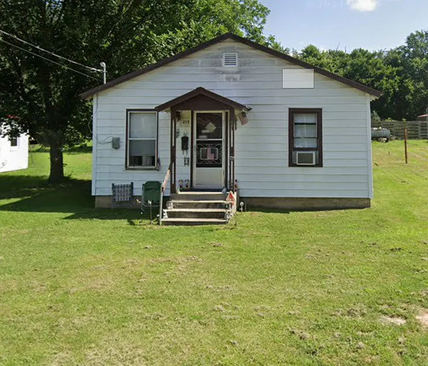 213 E Velma Ave
