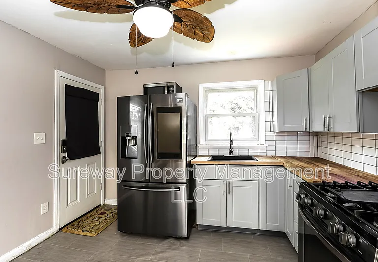 3 Dewar Dr — Photo 6