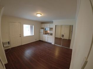 1114 N Clark St #2B, West Hollywood, CA 90069