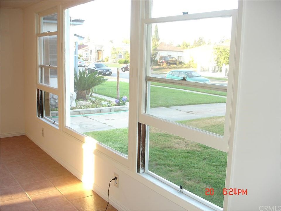 1st image of 10801 Cassina Ave