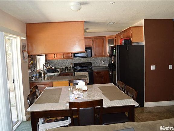 4th image of 128 Summerwood Dr