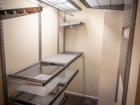 5th image of 1001 W 75th St #1