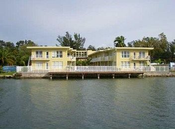 5th image of 350 S Shore Dr APT 9