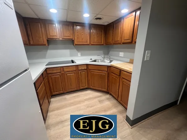 1 Central Sq #2, Keene, NH 03431