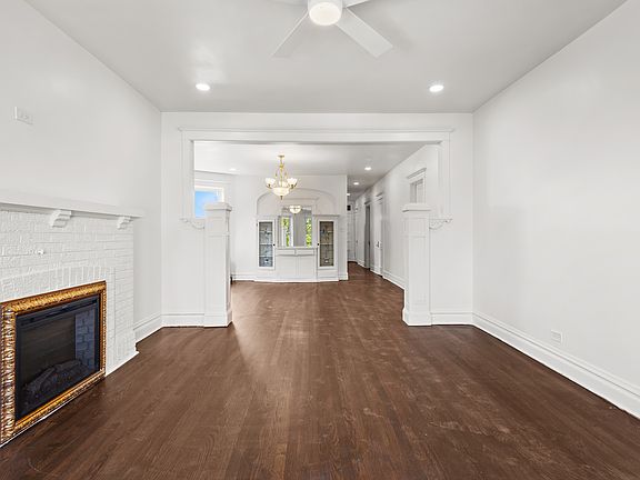 2nd image of 3233 W Cortez St #3