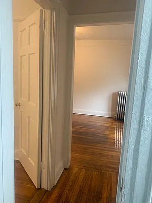 Rented by 18 REALTY | media 16