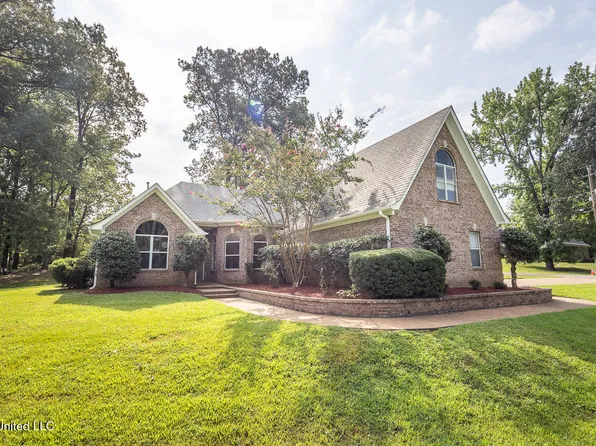 7846 Holly Ridge Dr, Horn Lake, MS 38637