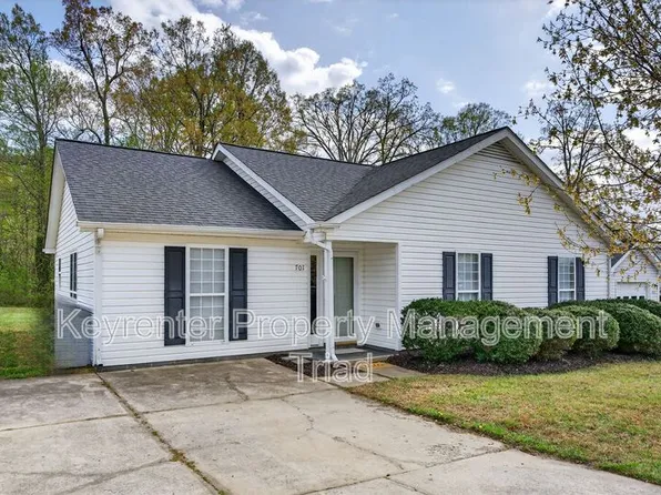 701 Ashcroft Rd, Greensboro, NC 27406