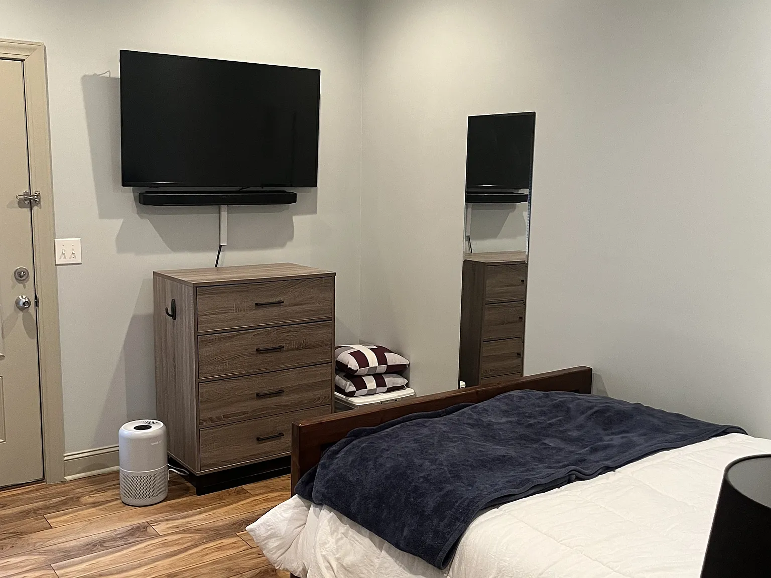 1 bed, 550 sqft, $1,050 — Photo 2
