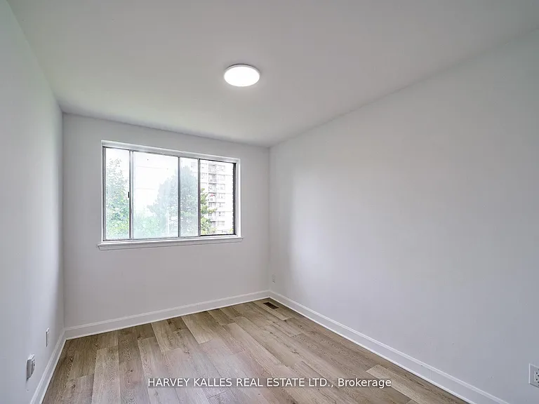 2012 Sheppard Ave W #Townhouse 102 — Photo 28