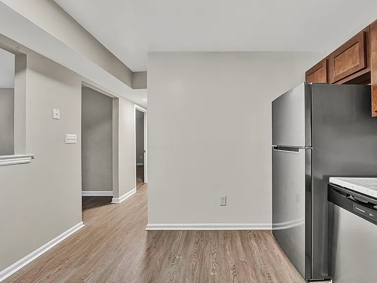 Flats at Glade Creek — Photo 7