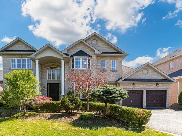 385 Kennedy St W, Aurora, ON L4G 5M6