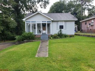 1808 Brooklane Dr, Hattiesburg, MS 39401