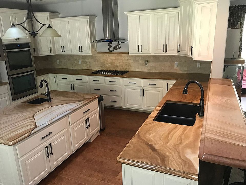 2nd image of 235 Knollwood Trl