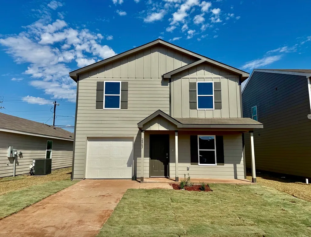 2865 Autumnwood Way — Photo 1