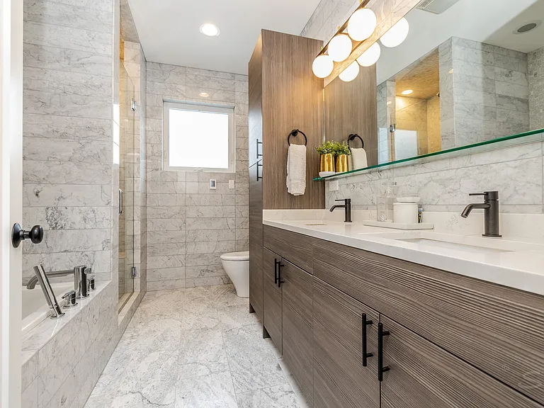 2236 W Shakespeare Ave — Photo 16