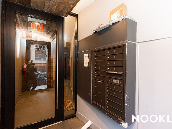 5th image of 87 Montrose Ave #3B