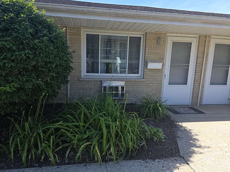 5013 Florence Ave #1 — Photo 3