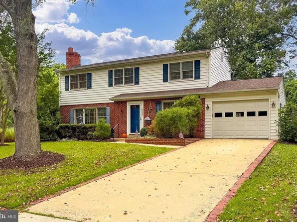 8339 Orange Ct, Alexandria, VA 22309