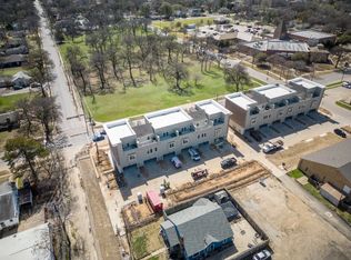 365 E 2nd St, Irving, TX 75060