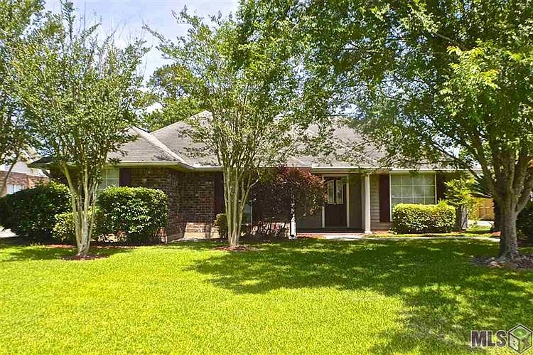1st image of 14490 Lake Crossing Dr