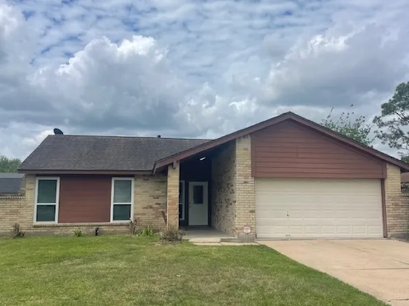 22 Ranch House Loop, Angleton, TX 77515