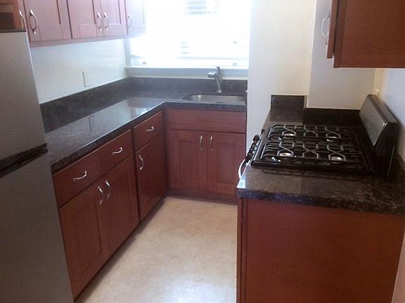 2nd image of 5140 Geary Blvd #4