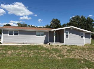 403 N Maple St, Janesville, IA 50647