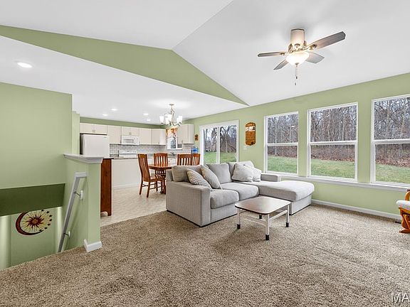 2nd image of 528 Birchwood Dr