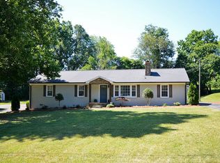 5180 New St, Walkertown, NC 27051