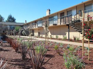 201 Cuesta Drive, Los Altos, CA 94022