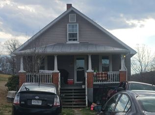 1005 Loyds Store Rd, Vinton, VA 24179