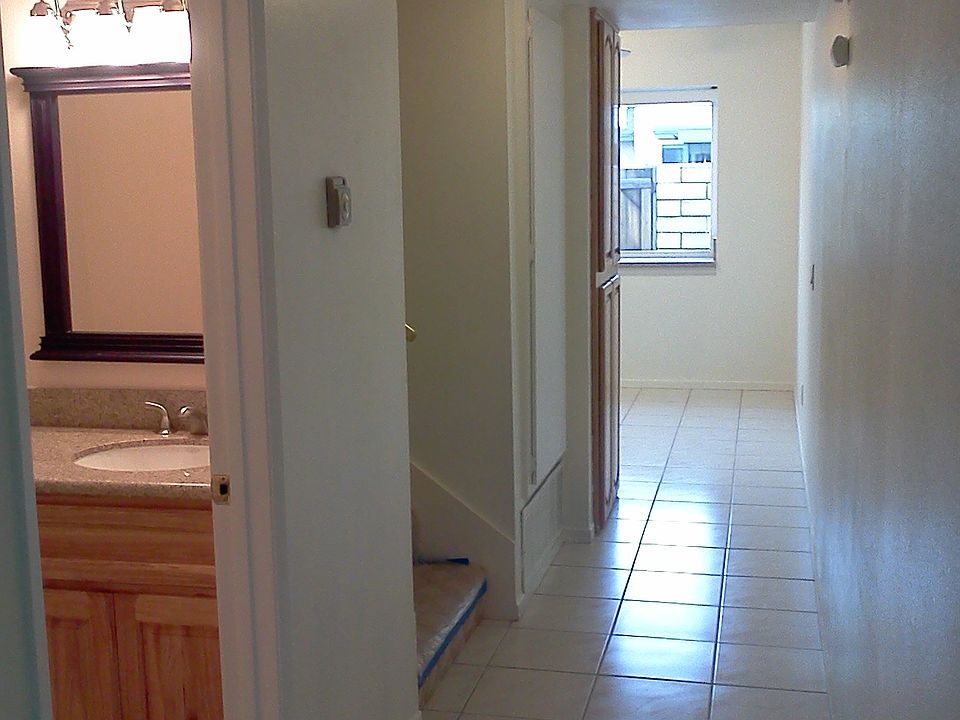 Tile hallway downstair