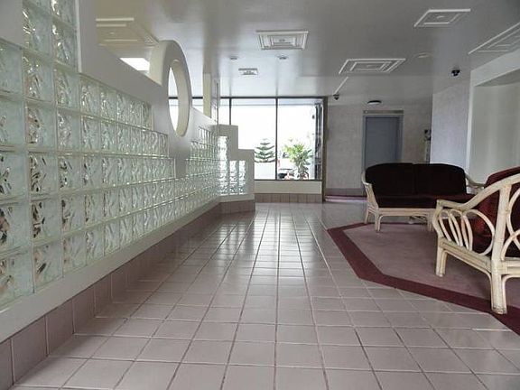 Entry Lobby