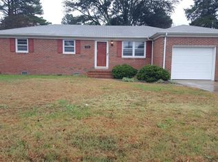 500 Greenway Dr, Chesapeake, VA 23322