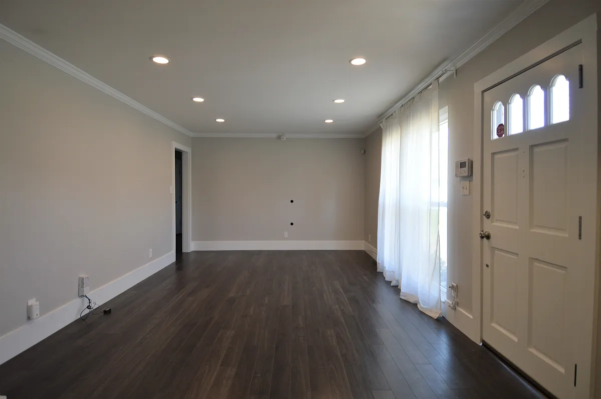 Building Photo - 1020 Montford Dr