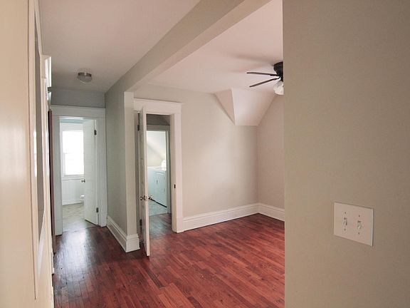 5th image of 329 Hollister Ave SE #2