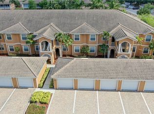 1076 Winding Pines Cir UNIT 206, Cape Coral, FL 33909