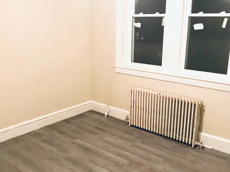 925 3rd Ave #7 — Photo 8