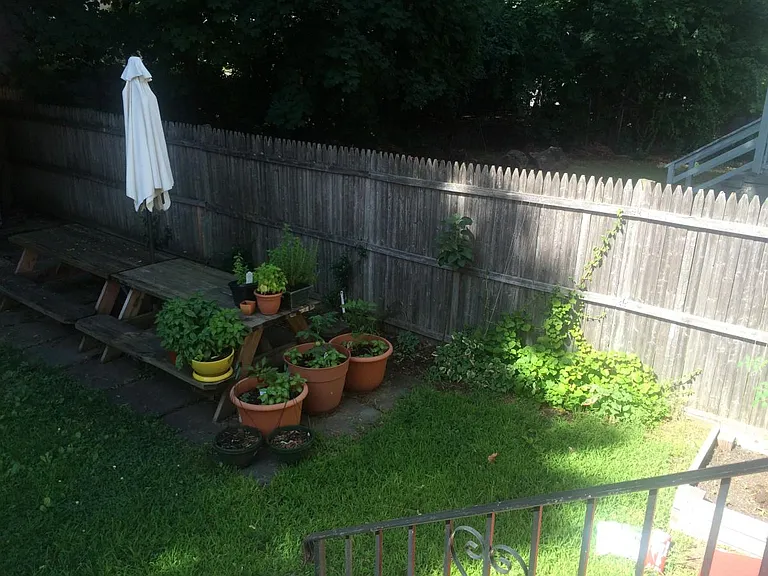 Tilton St — Photo 3