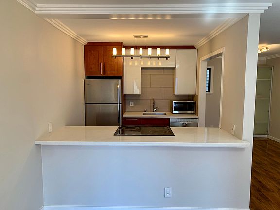 3rd image of 3033 22nd St #B